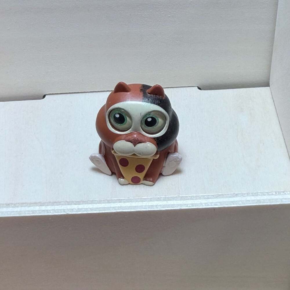 Just Play Disney Doorables Series 9 Earth Mr Mittens Figure